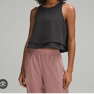 NWT lululemon Stretch Woven Relaxed Fit Cropped Tank
